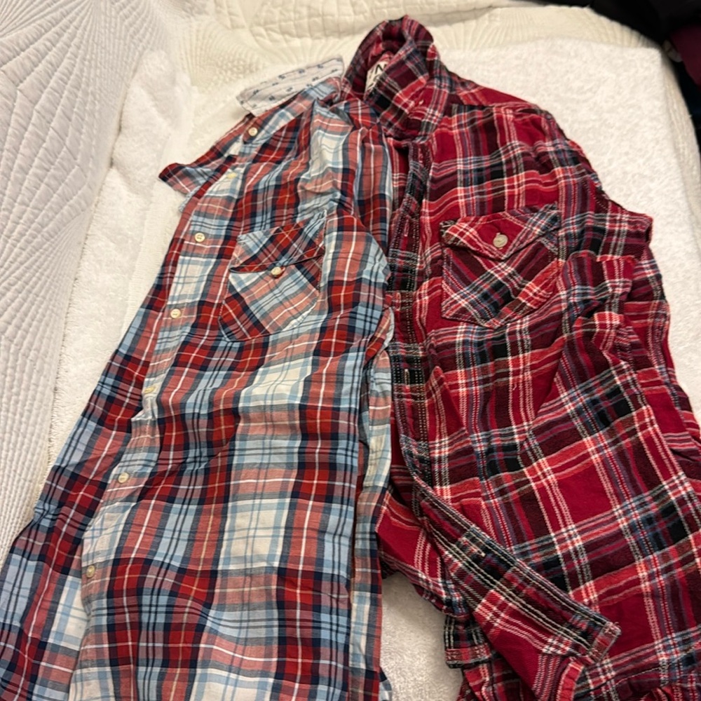 *BUNDLE* Medium 2 Red, White, And Blue Flannels